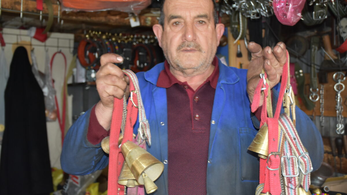 Niğde'nin son saraç ustası: Bu meslek benimle birlikte tarih olacak