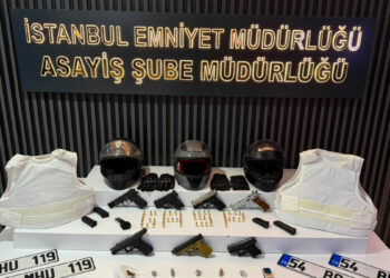 İstanbul merkezli 4 ilde suç örgütlerine operasyon: 32 gözaltı