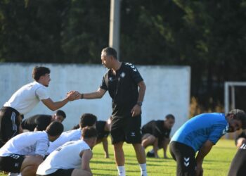 Altay’da Tuna Üzümcü’den kadro mesajı