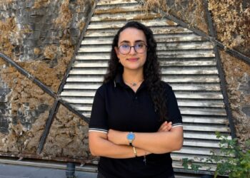 Annesi kanserle mücadele eden Türkiye 37’ncisi Hiranur’un hedefi tıp fakültesi