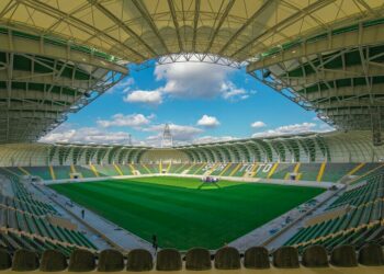 Van Spor FK ile Kayserispor Akhisar'da rakip