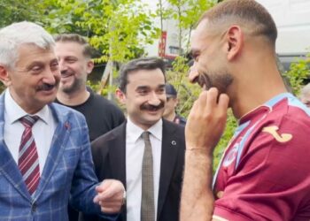 Trabzon’da Salah’ı gülümseten teklif