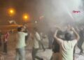 Reyhanlı’da köpüklü tazyikli suyla asker eğlencesi