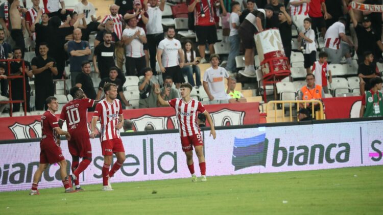 Antalyaspor-Keçiörengücü: 4-3