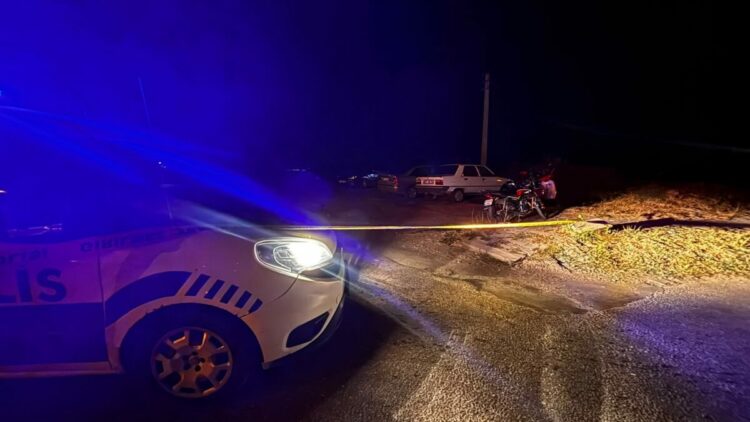 Kütahya'da husumetli akrabalar arasında bıçaklı ve sopalı kavga: 2 yaralı