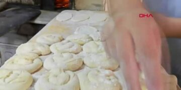 Manisalı aile 107 yıllık dede mesleğini pideciliği dördüncü kuşağa taşıdı