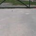 Parkta oynarken üzerine demir direk devrilen çocuk yaralandı