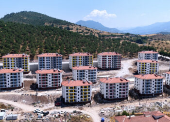 Bakan Kurum'dan Sındırgı depreminin 1'inci yılı paylaşımı