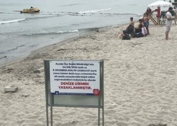 Avcılar’daki Ambarlı sahilinde denize girmek yasaklandı