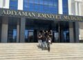 Minibüsü durdurup, şoförünü darbeden 2 şüpheli tutuklandı