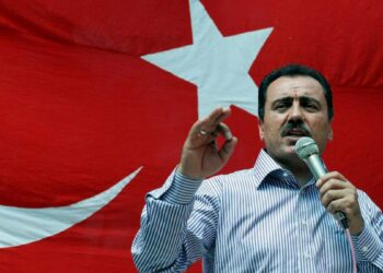 Bakan Gürlek, Muhsin Yazıcıoğlu'nun ailesini kabul edecek