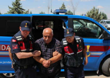 2 arkadaşını 9 kurşunla öldüren şüpheli adliyeye sevk edildi