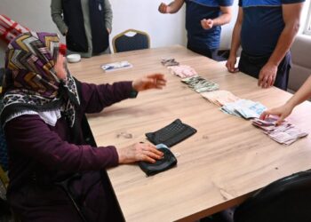 Dilencinin üzerinden 25 bin lira çıktı