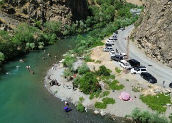 Bir zamanlar terörle anılan bölgede piknik keyfi