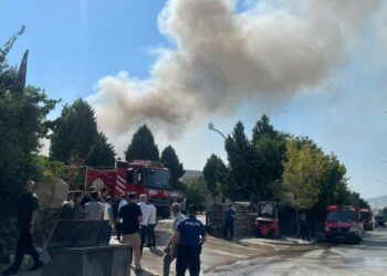 Gaziantep'te tekstil fabrikasında yangın