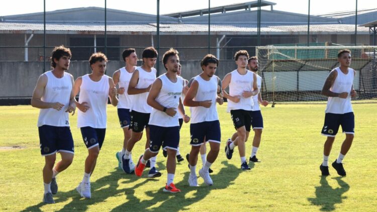 Menemen FK'da yatırımcı arayışı sürüyor