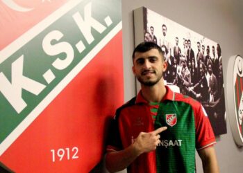 Karşıyaka'da 3 yolcu