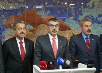 Bakan Tekin: Sürecin manipüle edilmesini hep birlikte engellemeliyiz