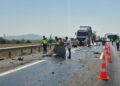 TIR'ının arızasını gidermeye çalışırken kamyonun çarptığı şoför öldü