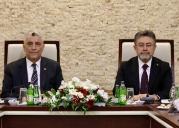 Bakanlar Bolat ve Yumaklı, 'Hububat Sektörü İstişare Toplantısı'na katıldı