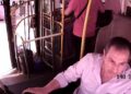 Otobüste fenalaşan yolcuyu, hastaneye yetiştirdiler