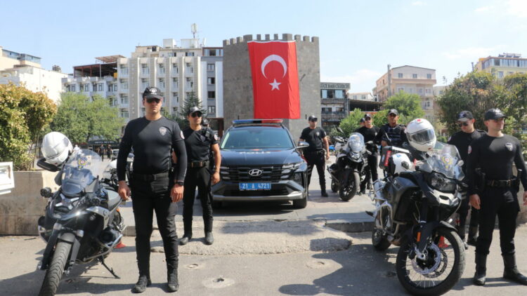 Diyarbakır’da ihbarlara 4 dakikada müdahale eden ‘Yunus’ timleri 7 ayda 529 silah ele geçirdi