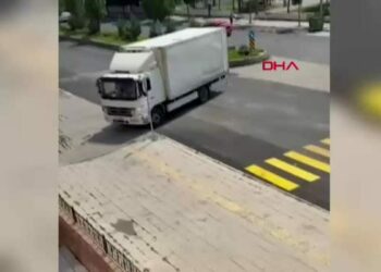 Düğün konvoyunda ceza yiyen sürücü: Bundan sonra korna çalmak haram olsun
