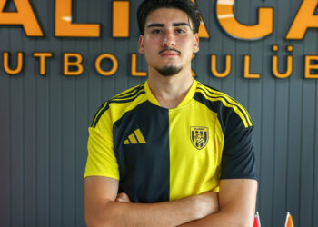 Aliağa FK'nın yeni transferi imzayı attı