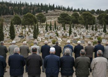 Kayınvalidesinin cenazesine katılmayan eş, boşanma davasında tam kusurlu bulundu