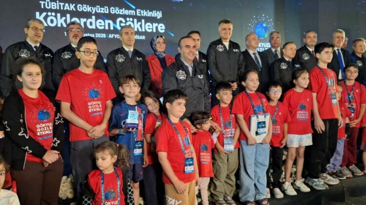 Bakan Kacır: Daha büyük, daha güçlü ve müreffeh bir Türkiye için çalışıyoruz