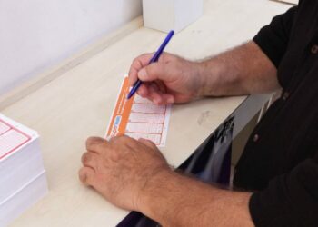 Süper Loto’da büyük ikramiye 270 milyon TL’yi aştı, bayilerde hareketlilik arttı