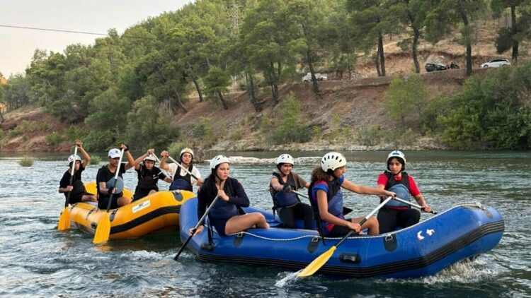 Öğretmenin 8 yıllık emeği, raftingde 15 Türkiye şampiyonluğu getirdi
