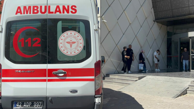 Tartıştığı mesai arkadaşının kardeşi tarafından bıçaklanarak öldürüldü