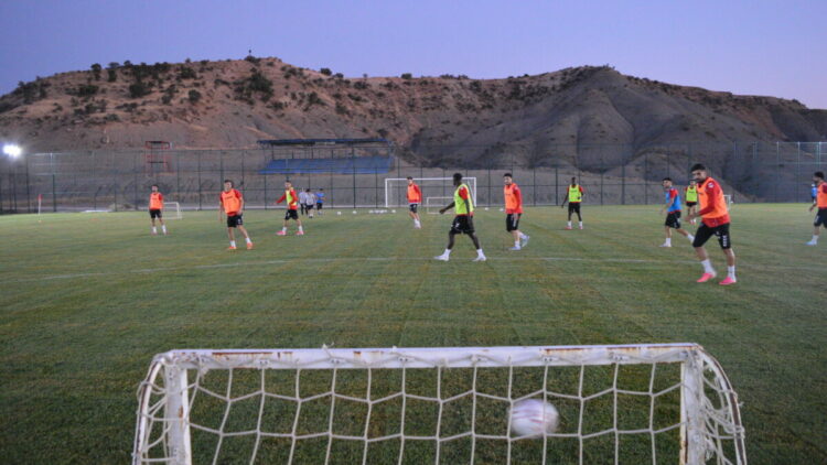 Mardin 1969 Spor, Antalyaspor maçı hazırlarını sürdürüyor