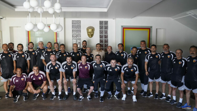 Kayserispor Akademi 22 antrenör ile sözleşme imzaladı
