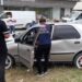 Beton direğe çarpan otomobilin sürücüsü yaralandı