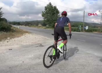 Engelli milli kayakçı, kondisyonunu korumak için başladığı bisiklet sporunda dereceler elde etti