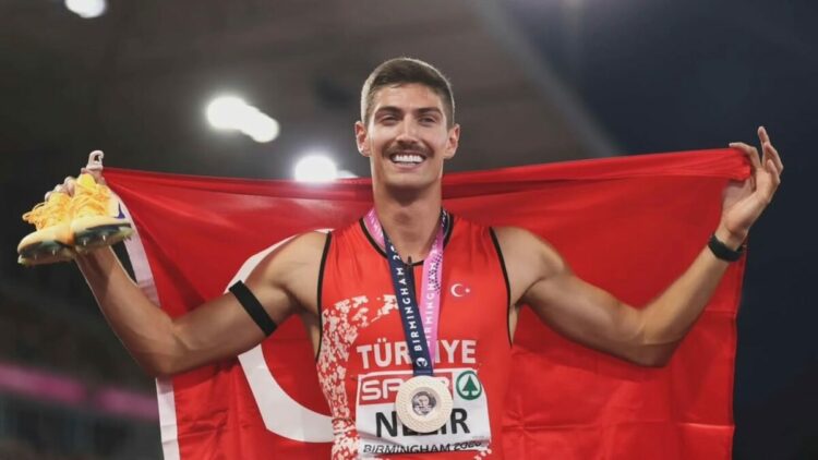 İzmir'in atletizmdeki gururu İsmail Nezir