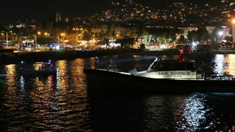 19 yaşındaki Ömer, serinlemek için girdiği denizde boğuldu