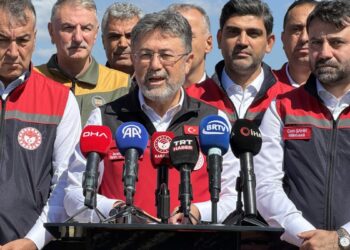 Bakan Yumaklı: Hasat sezonunu 140 milyon tonluk rekor üretimle kapatacağız