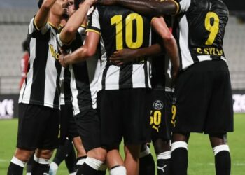 Manisa FK fırtına gibi başladı