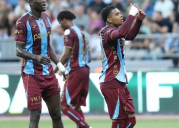 Trabzonspor sezona Kasımpaşa beraberliğiyle başladı, Salah ilk kez forma giydi