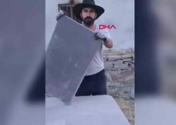 Bazalt taşından yaptığı logoyu Amed Sportif Faaliyetler’e hediye etmek istiyor