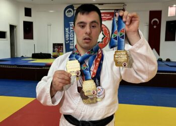 Down sendromlu Ahmet, judoda dünya şampiyonu oldu
