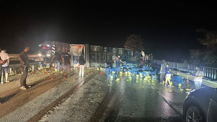 Manisa’da zincirleme kaza: 7 yaralı