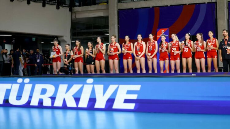 Türkiye U17 Kız Voleybol Milli Takımı, dünya ikincisi