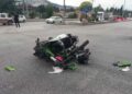 Otomobille çarpışan motosikletin sürücüsü ağır yaralandı
