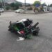 Otomobille çarpışan motosikletin sürücüsü ağır yaralandı