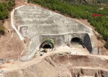 Alanya Otoyolu'nun yüzde 30'u tamamlandı
