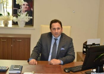 Kazada yaralandı; fındıkları imece usulüyle toplandı